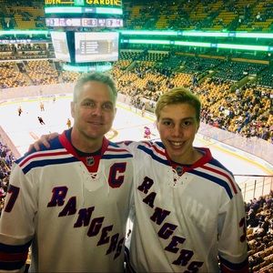 Meet your Posher, Jake